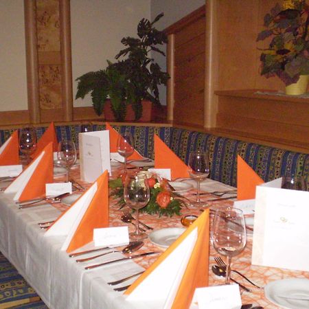 Gasthaus Hotel Feldschlange Ried im Innkreis Dış mekan fotoğraf