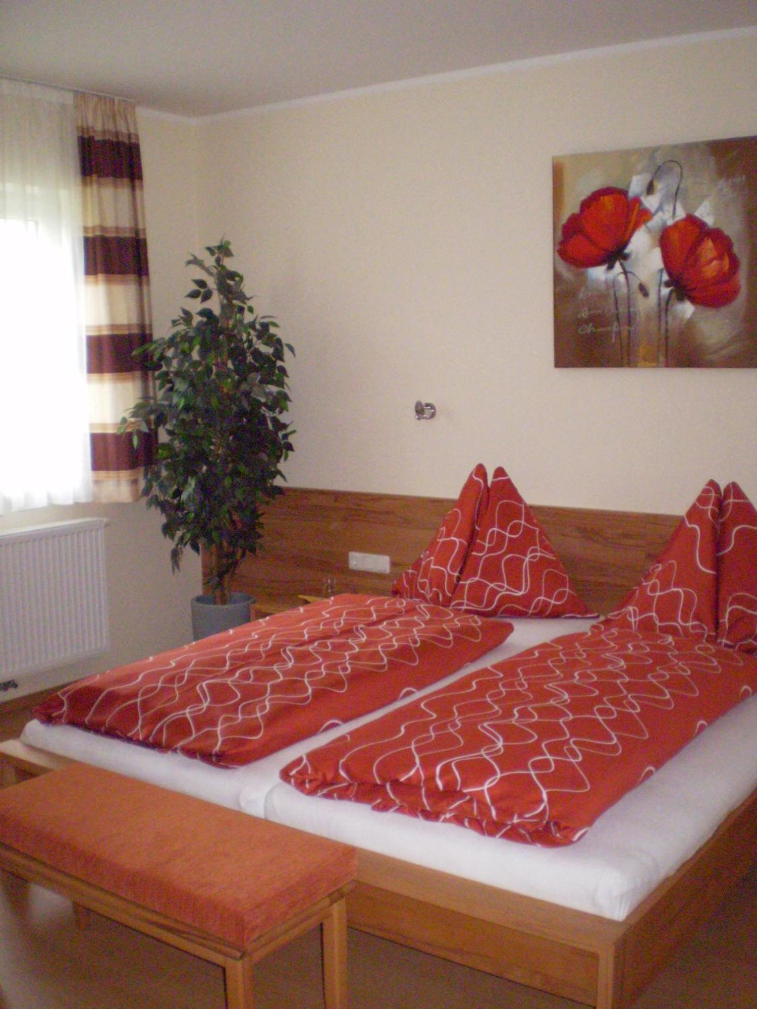 Gasthaus Hotel Feldschlange Ried im Innkreis Dış mekan fotoğraf