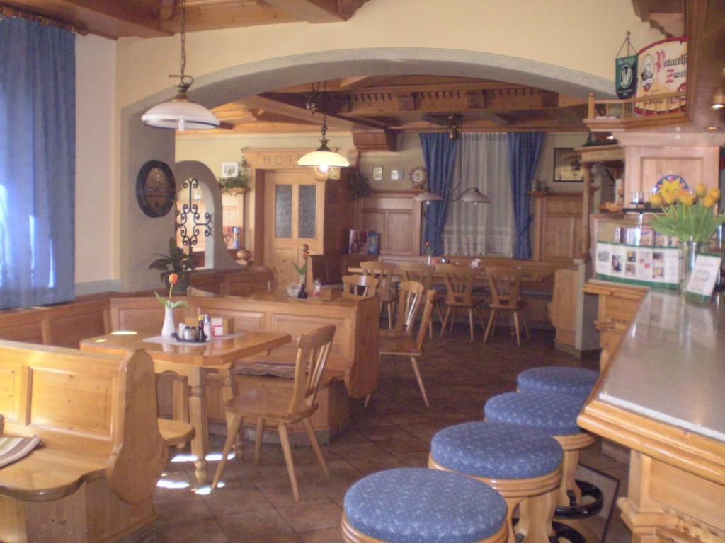 Gasthaus Hotel Feldschlange Ried im Innkreis Dış mekan fotoğraf